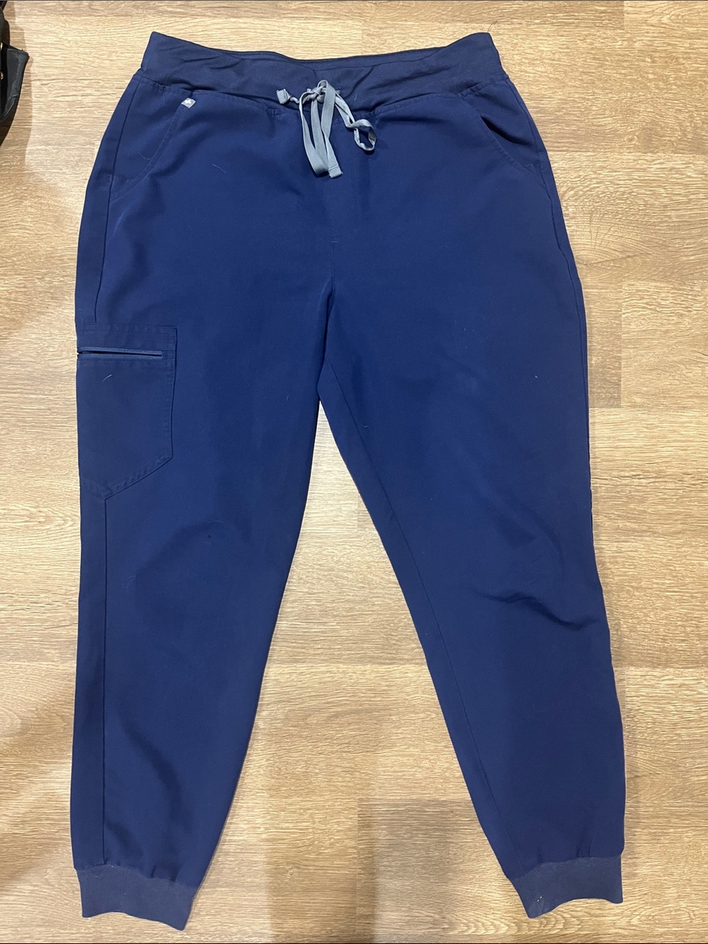 FIGS Zamora Jogger Navy Scrub, Large